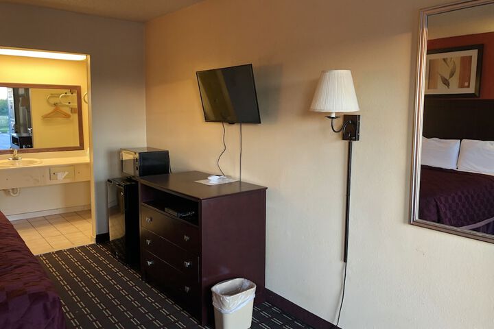 Room 20 of 27
