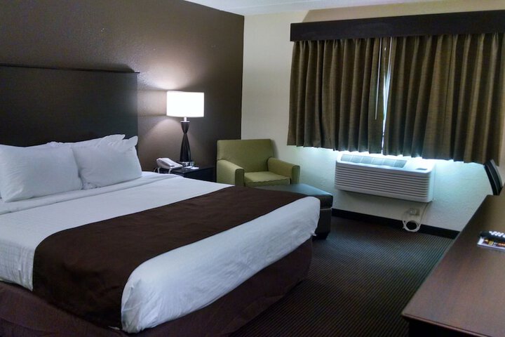 AmericInn by Wyndham Rhinelander