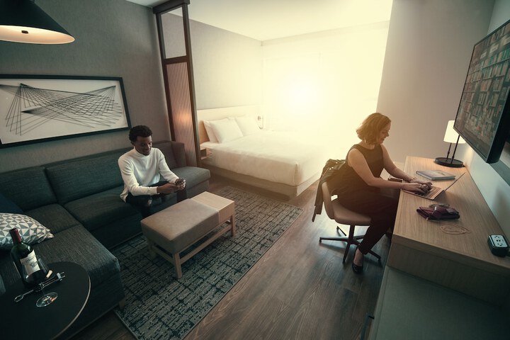 Room 22 of 60