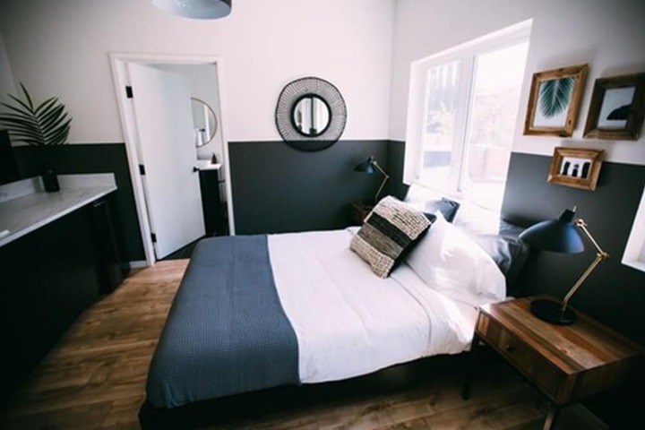 Room 53 of 70