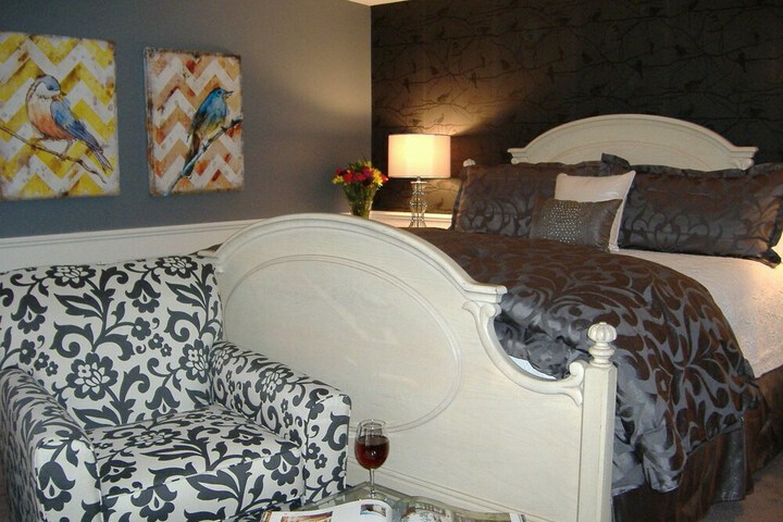 Room 54 of 70