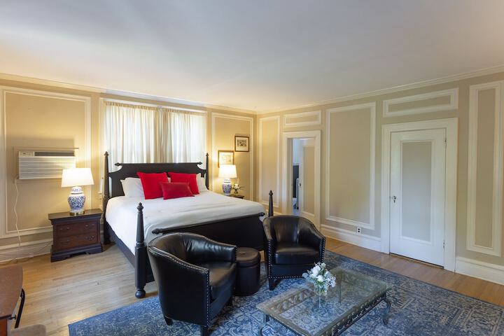 Room 40 of 52
