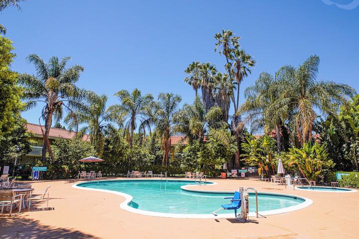 Pool 5 of 49