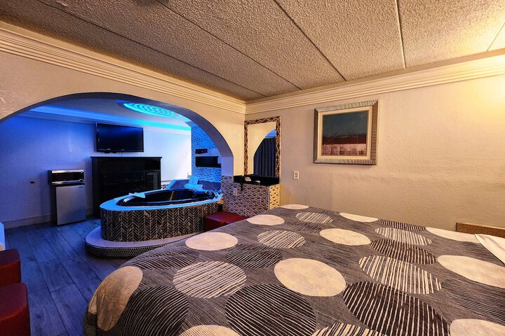 Room 16 of 67