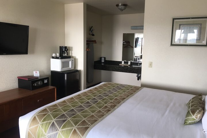 Room 20 of 42