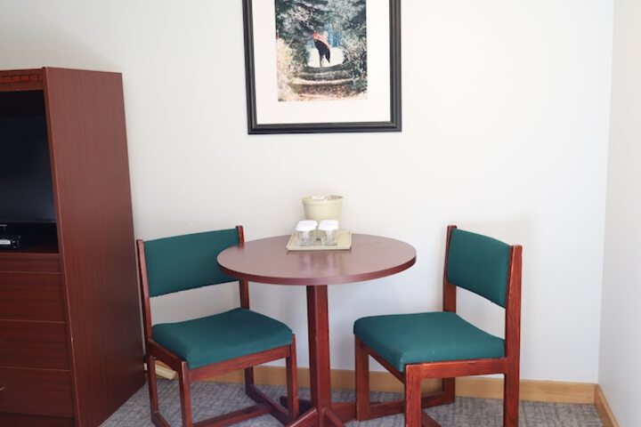 Room 16 of 37