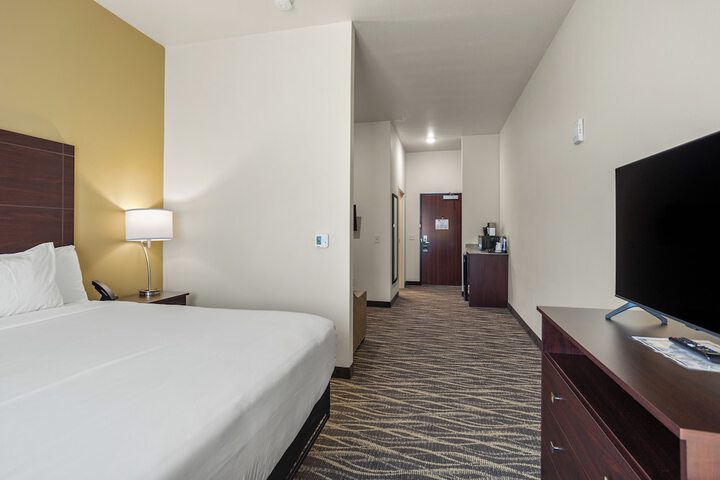 Room 46 of 78