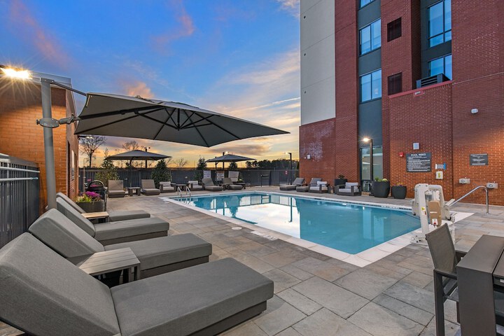 Pool 5 of 83