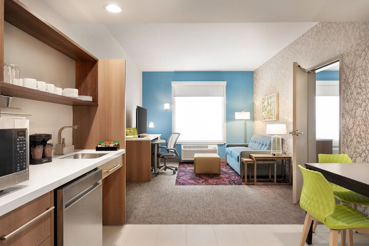 Room 33 of 43