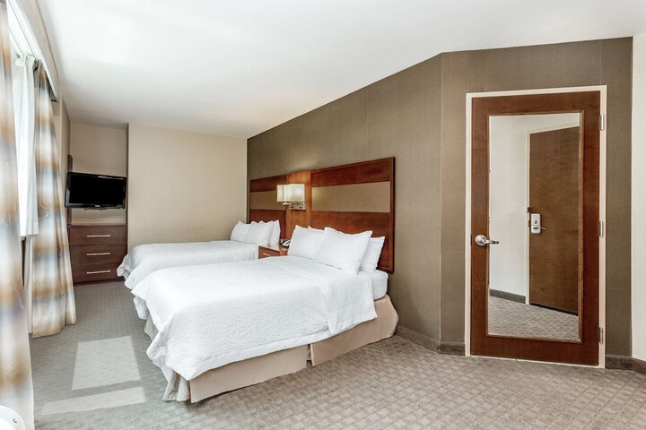 Room 13 of 44
