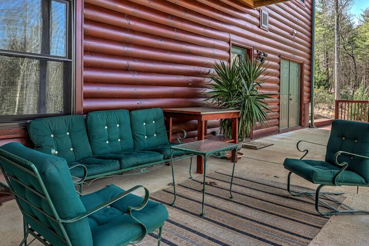 32 Acre Memory Maker by Escape to Blue Ridge