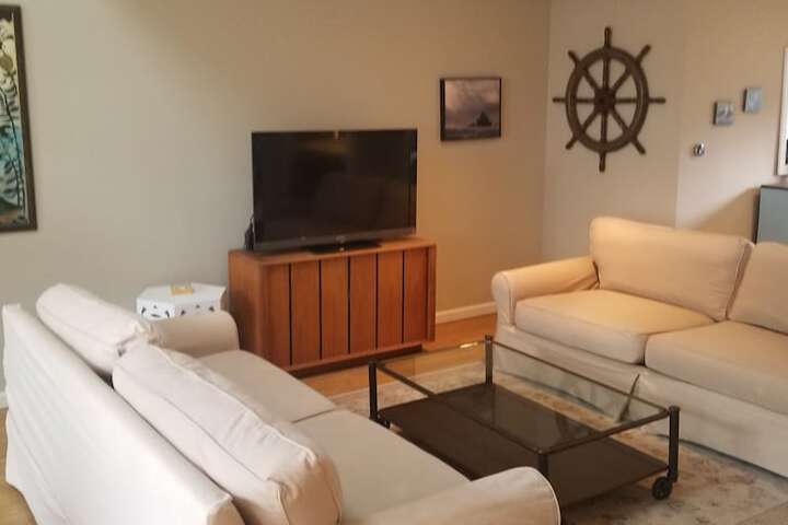 Room 60 of 231