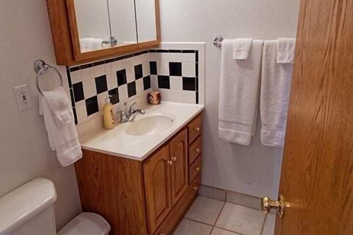 Room 12 of 40