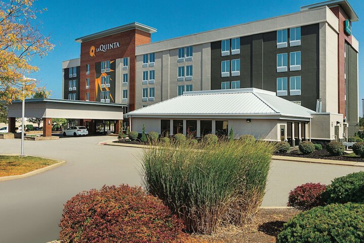 Hotel 3 of 56