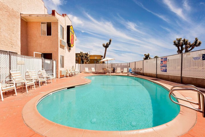 Pool 3 of 16