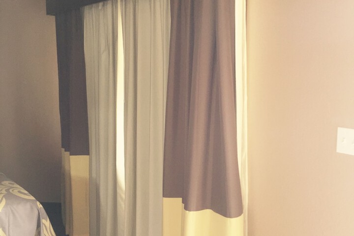 Room 27 of 39