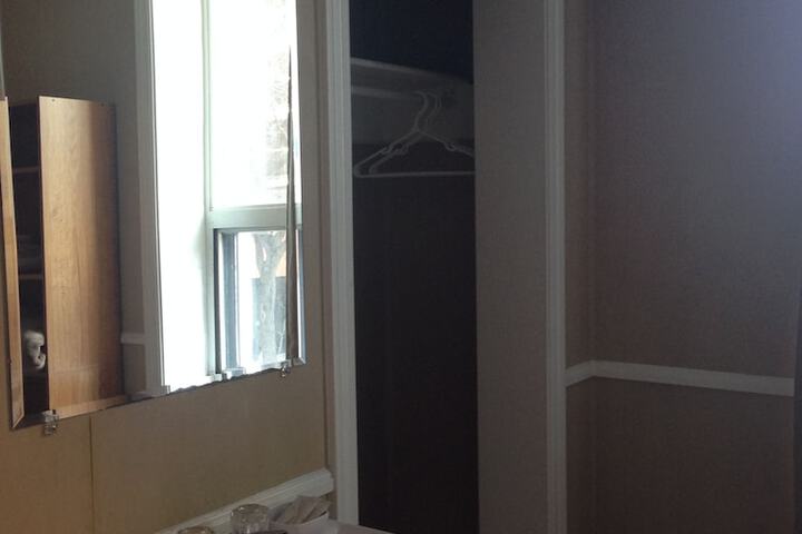 Room 44 of 71