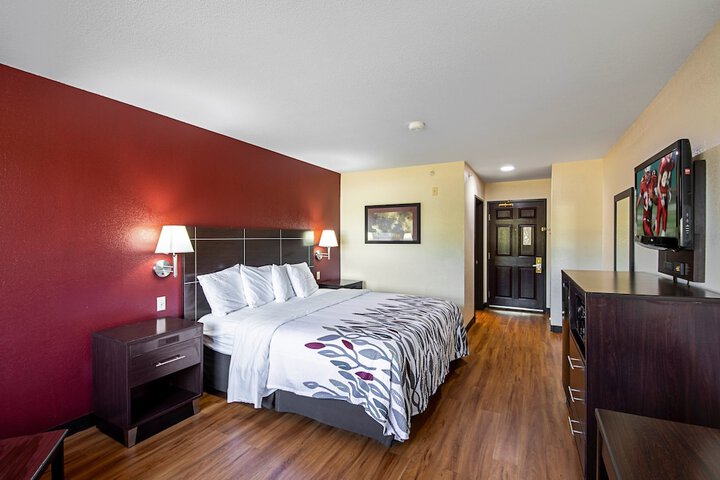 Room 22 of 34