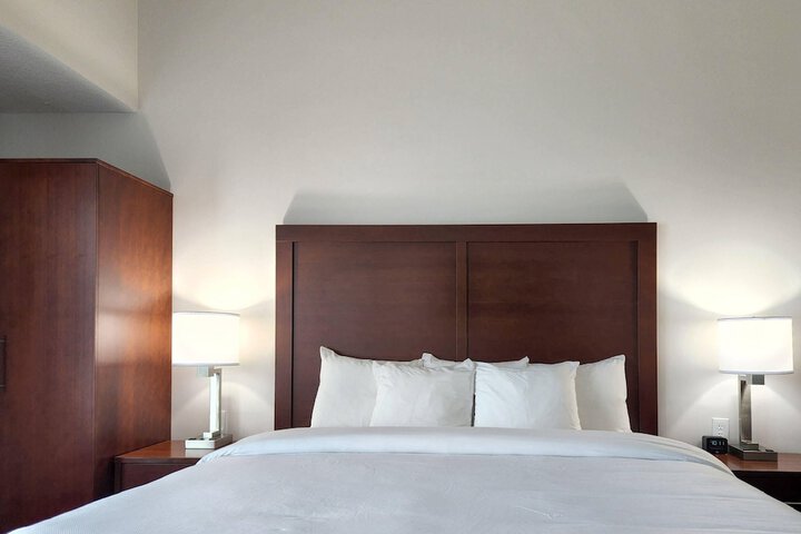 Comfort Suites Baymeadows Near Butler Blvd