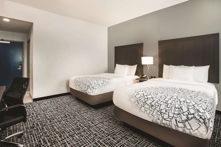 Room 16 of 30