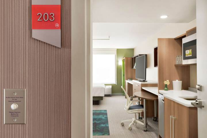 Room 18 of 41