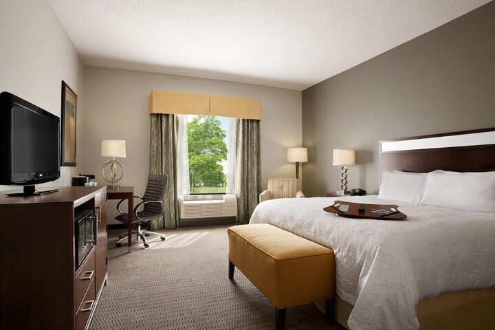 Room 12 of 15