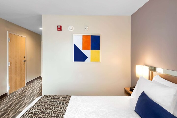 Room 20 of 25