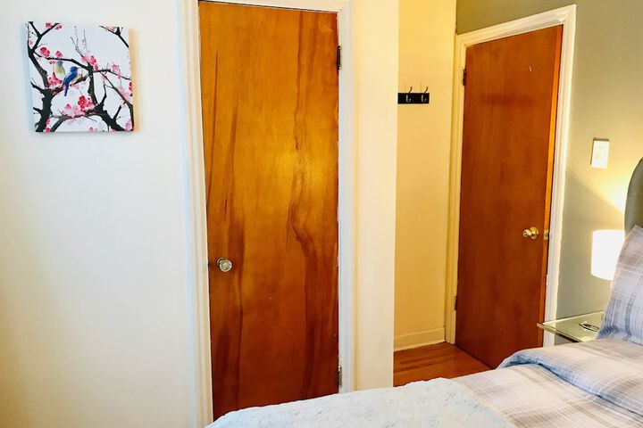 Room 27 of 51