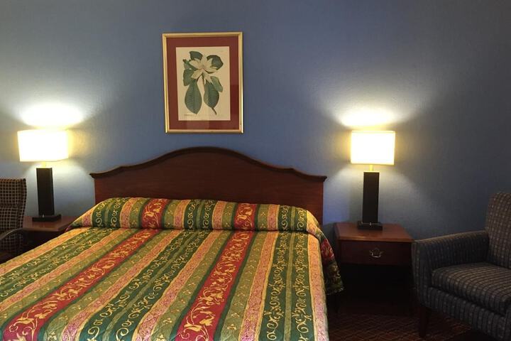 Room 14 of 23