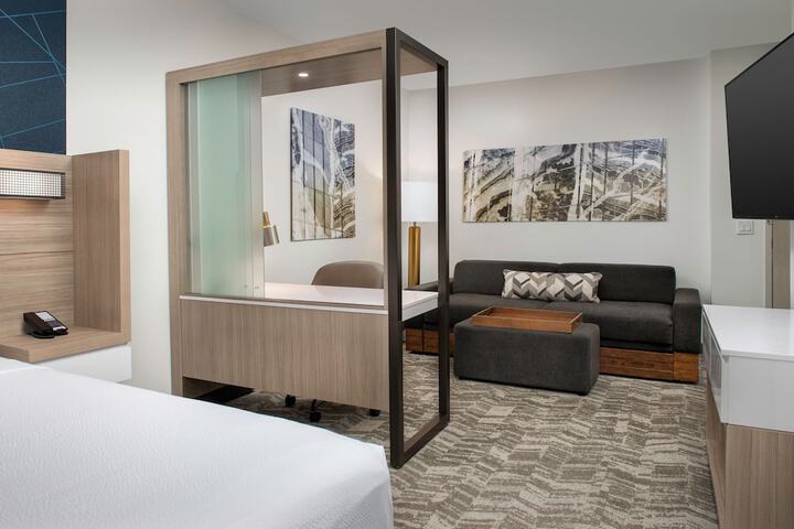 Room 21 of 30
