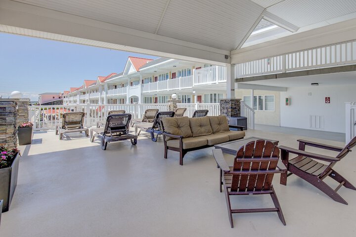 Sundeck 63 of 63