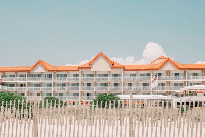 Montreal Beach Resort