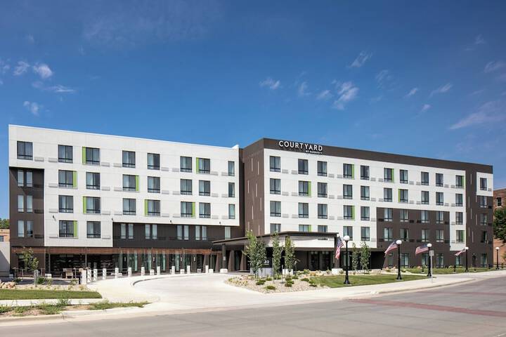 Hotel 3 of 33