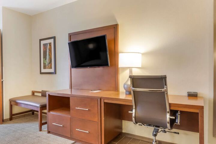 Room 21 of 62
