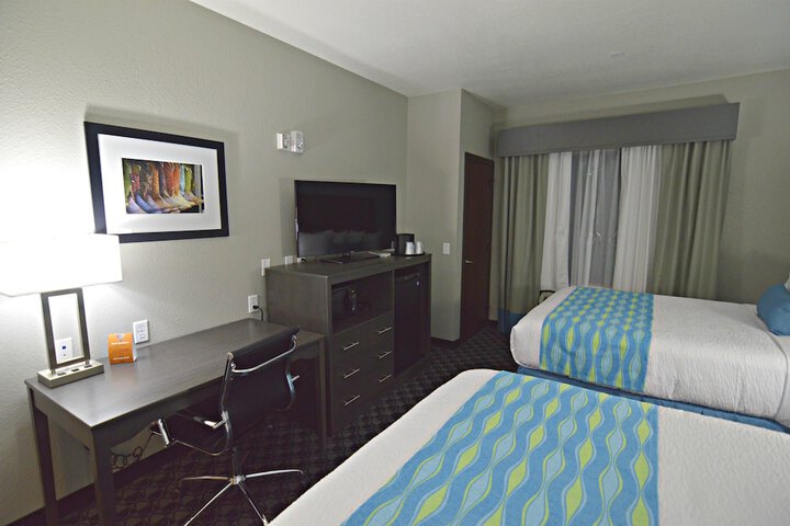 Room 15 of 42
