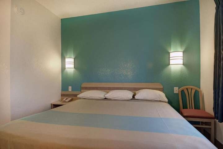 Room 29 of 45