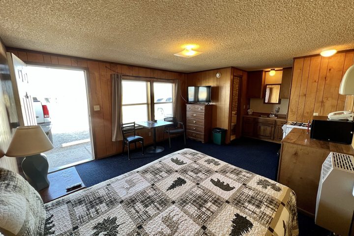 Room 42 of 51