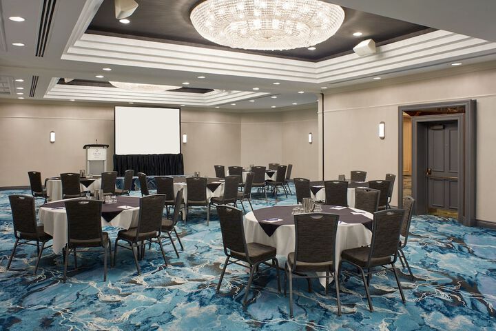 Delta Hotels by Marriott London Armouries