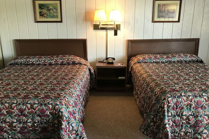 Room 8 of 23
