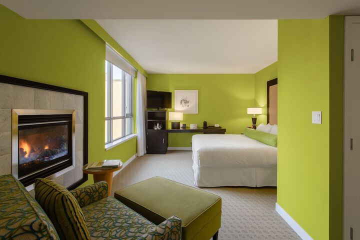Room 44 of 68