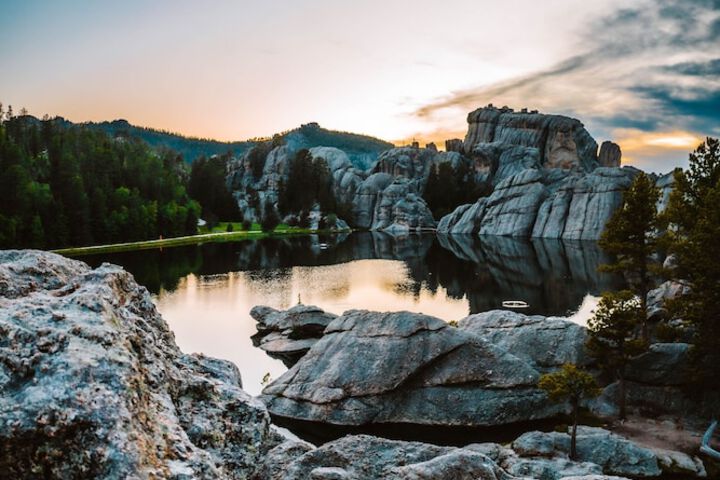 Rock Crest Lodge & Cabins