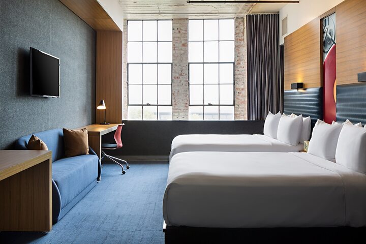 Room 21 of 42