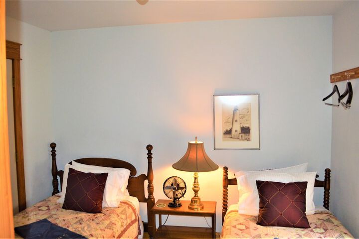 Roanoke Island Inn