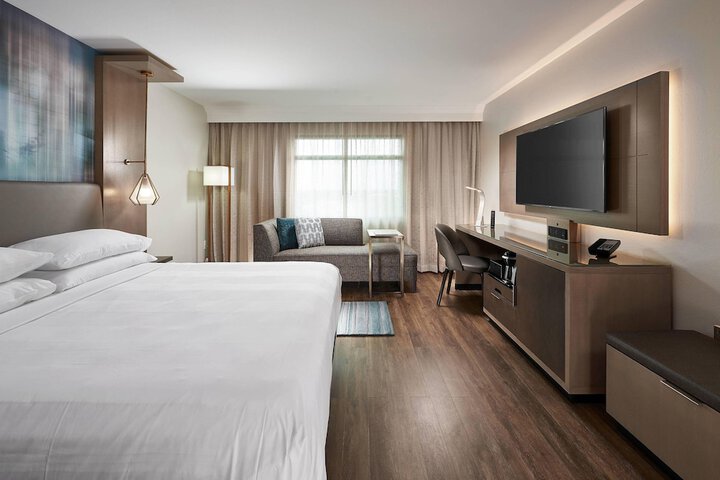 Room 9 of 50