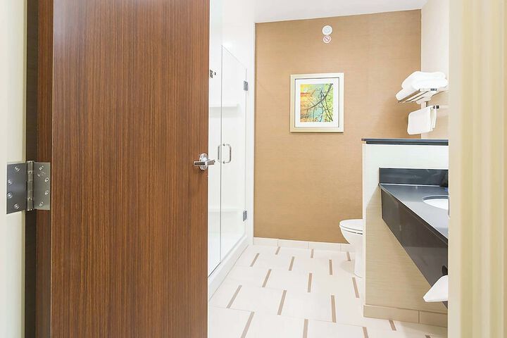 Fairfield Inn & Suites Jamestown