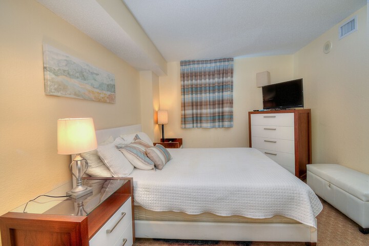 Room 14 of 28