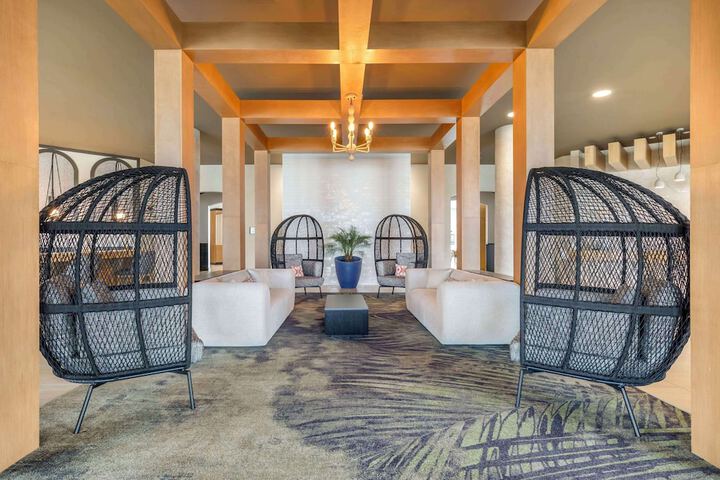 Hotel Interior 28 of 104