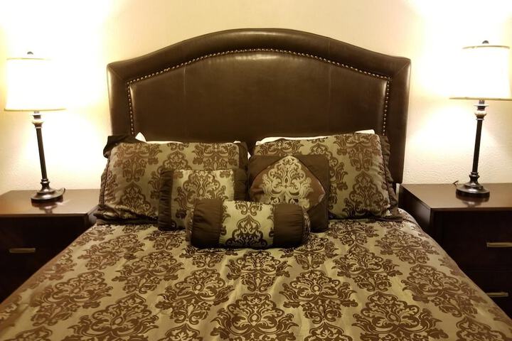 Room 14 of 28