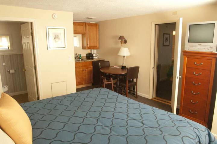 Room 43 of 59