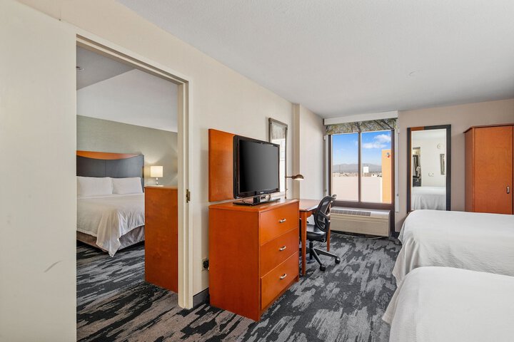 Fairfield Inn & Suites Anaheim North / Buena Park.